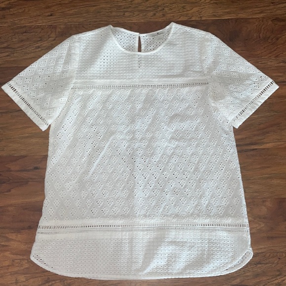 CLUB MONACO Colinee Eyelet Top - Picture 3 of 6